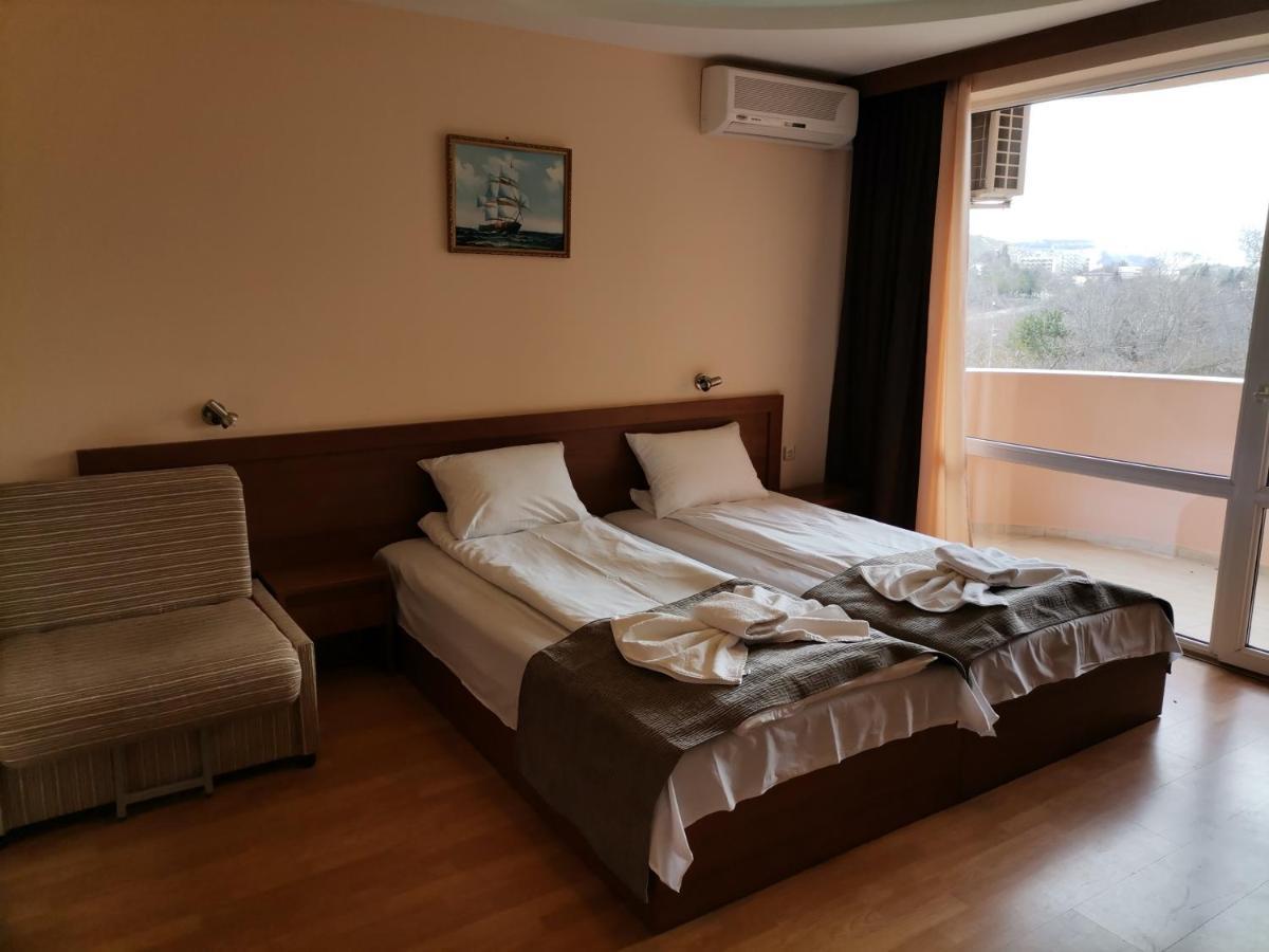 Paris Hotel Balchik Exterior photo