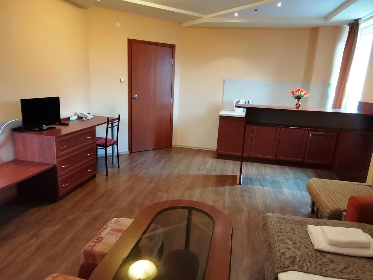 Paris Hotel Balchik Exterior photo