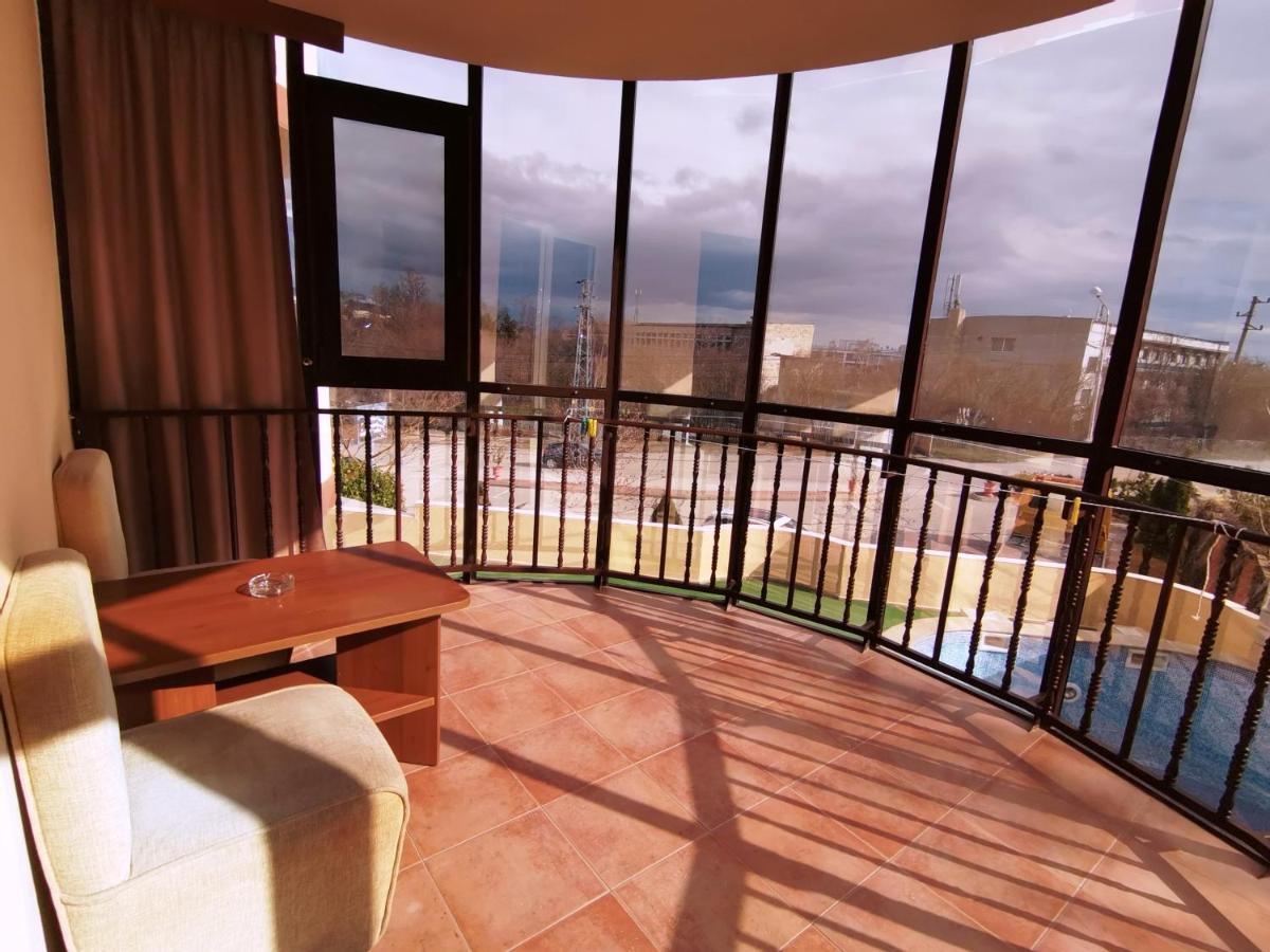 Paris Hotel Balchik Exterior photo