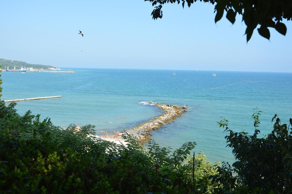 Paris Hotel Balchik Exterior photo